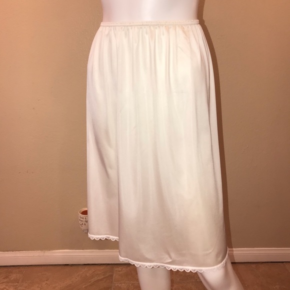 jcpenney Intimates & Sleepwear Jc Penney Ivory Half Slip Lace Trim